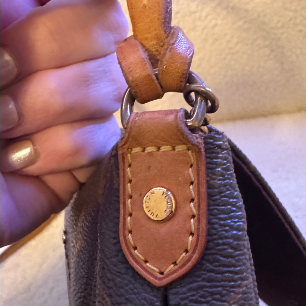Louis Vuitton Monogram Favorite MM Bag Authentic - Picture 9 of 10